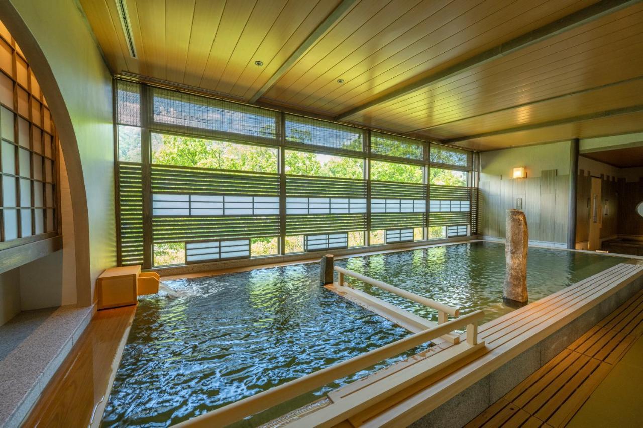 Jozankei Onsen Yurakusoan Hotel Сапоро Екстериор снимка