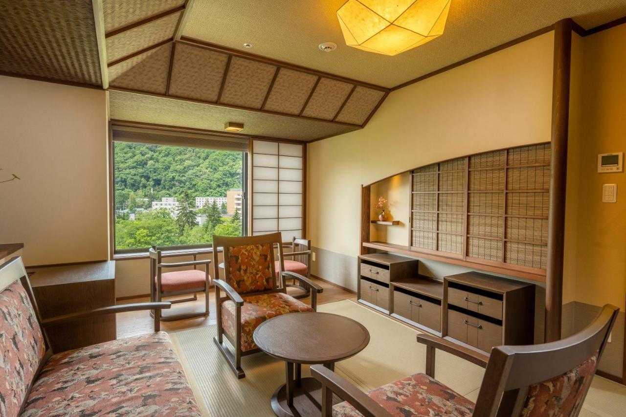 Jozankei Onsen Yurakusoan Hotel Сапоро Екстериор снимка