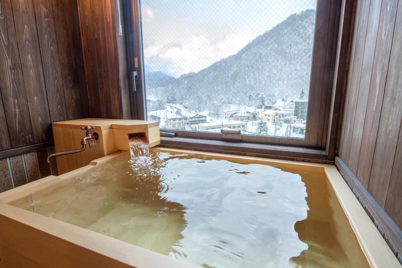 Jozankei Onsen Yurakusoan Hotel Сапоро Екстериор снимка